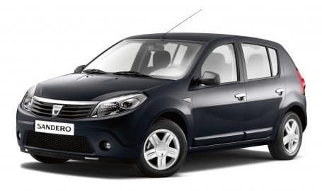 8dacia Sandero Mountedtours